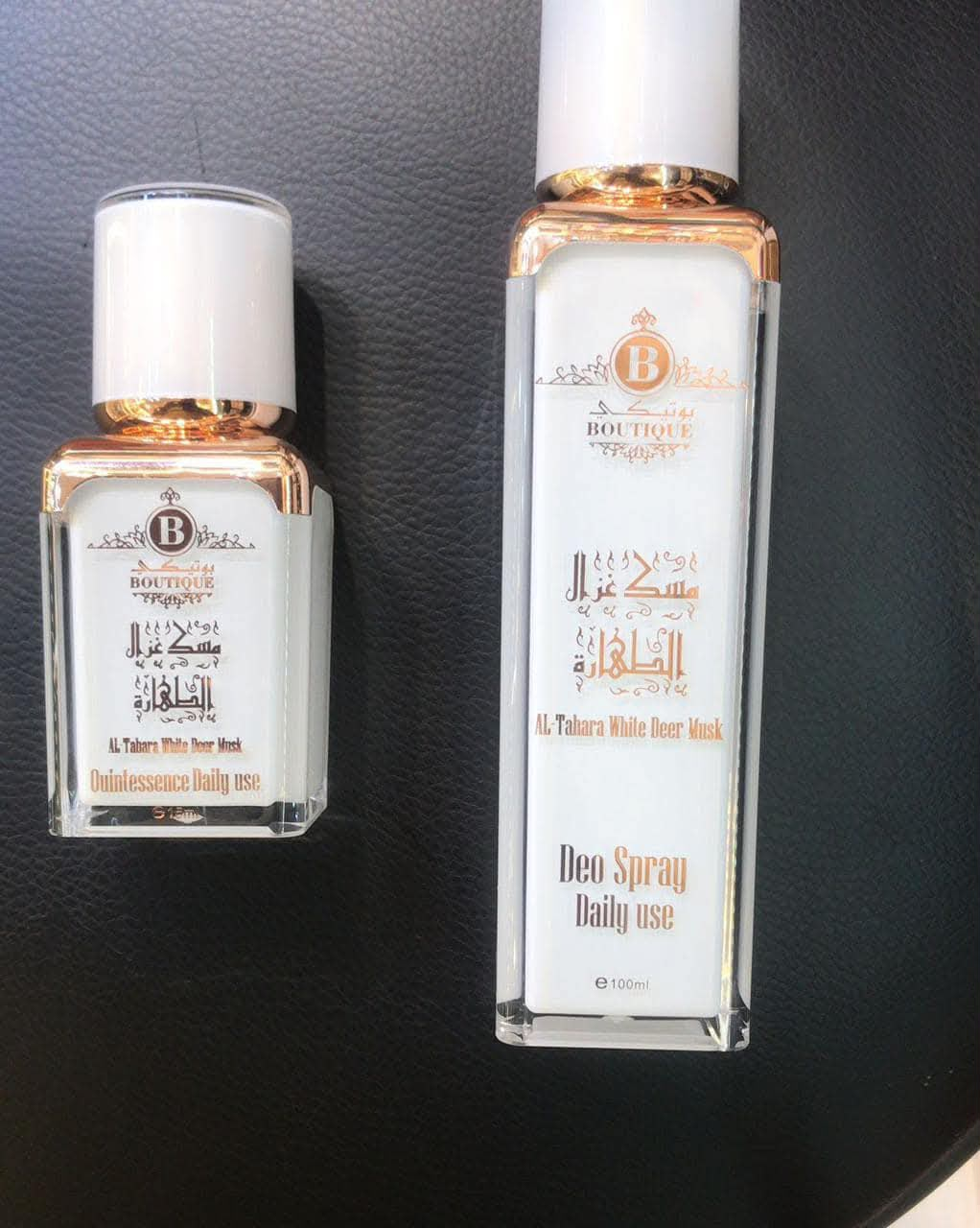 Photo réelle non retouchée du flacon Al Tahara White Deer Musk 100 ml avec étiquette complète